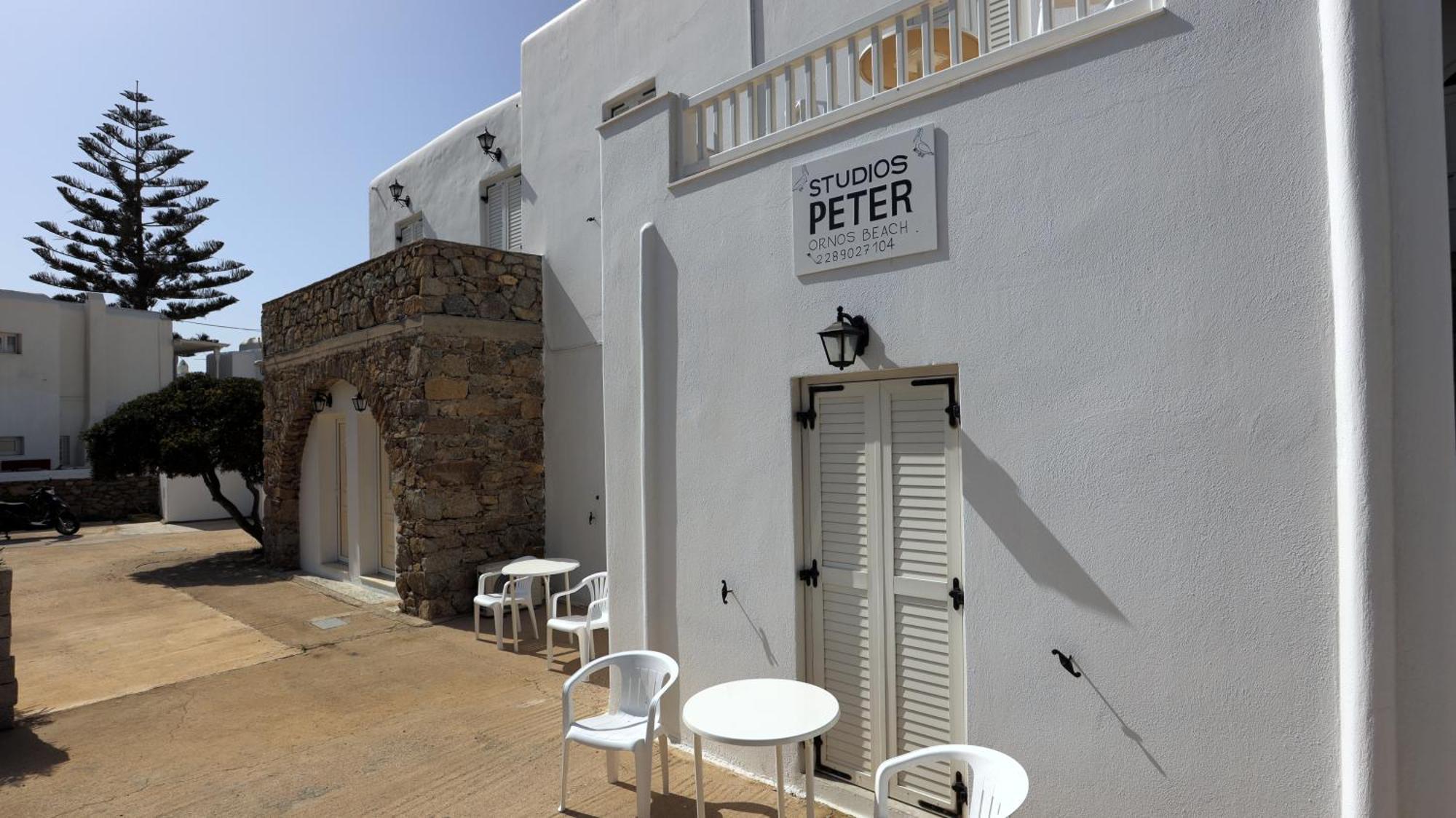 Peter Studios Орнос Экстерьер фото